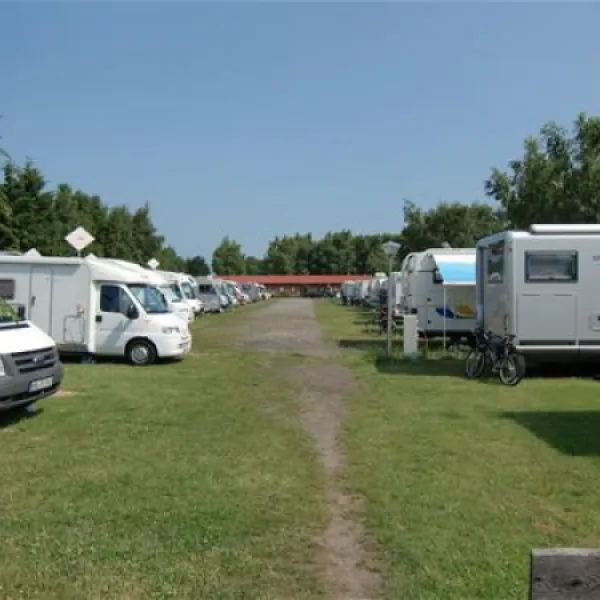 camping-am-freesenbruch-zingst-nmdy1
