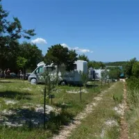 camp-lupis-loviste-z8jjs