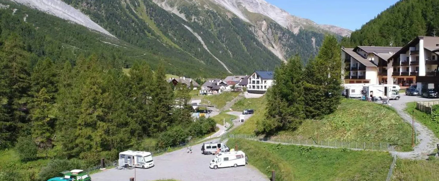 Alpina Mountain Camping