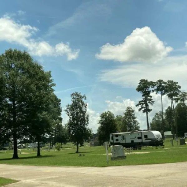 indian-creek-campground-rv-park-independence-8mcmj