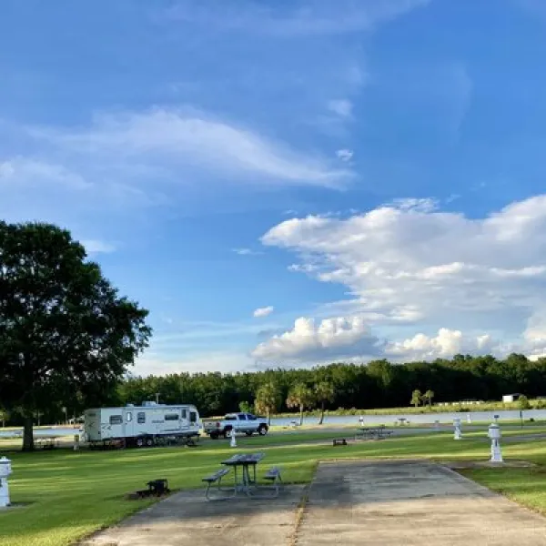 indian-creek-campground-rv-park-independence-kmyds