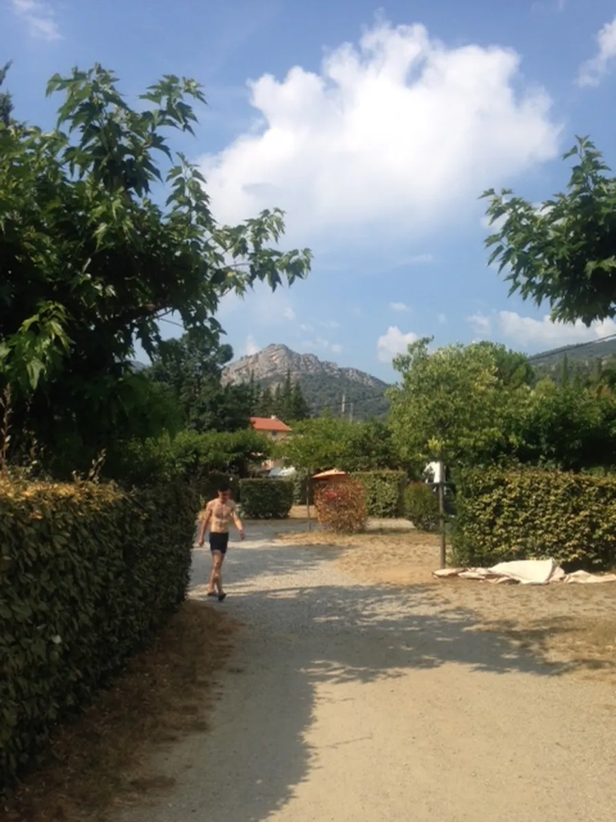 municipal-le-jalinier-buis-les-baronnies-4ps7e