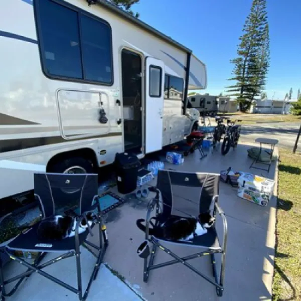 encore-breezy-hill-rv-resort-pompano-beach-ariqc