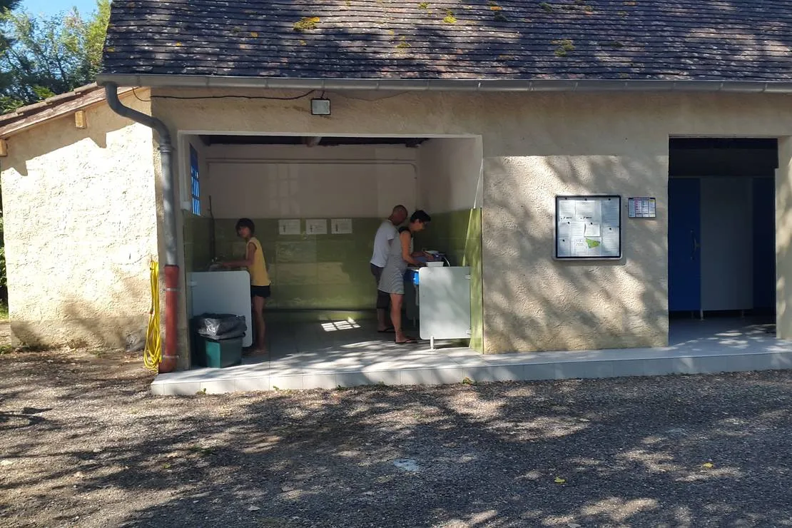 camping-les-rives-du-ceou-saint-chamarand-0kq6s