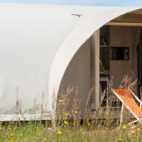 camping-les-rives-du-ceou-saint-chamarand-ekjuw