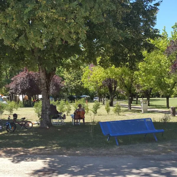 camping-les-rives-du-ceou-saint-chamarand-loqhm