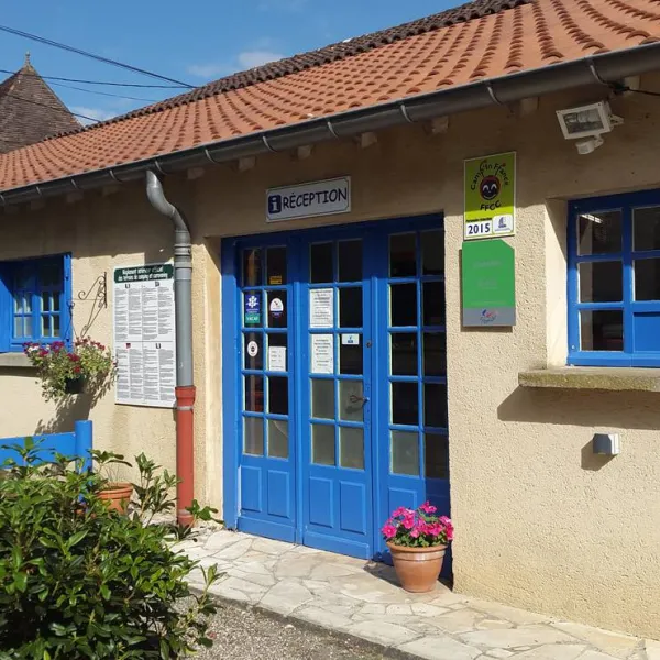 camping-les-rives-du-ceou-saint-chamarand-wyydn
