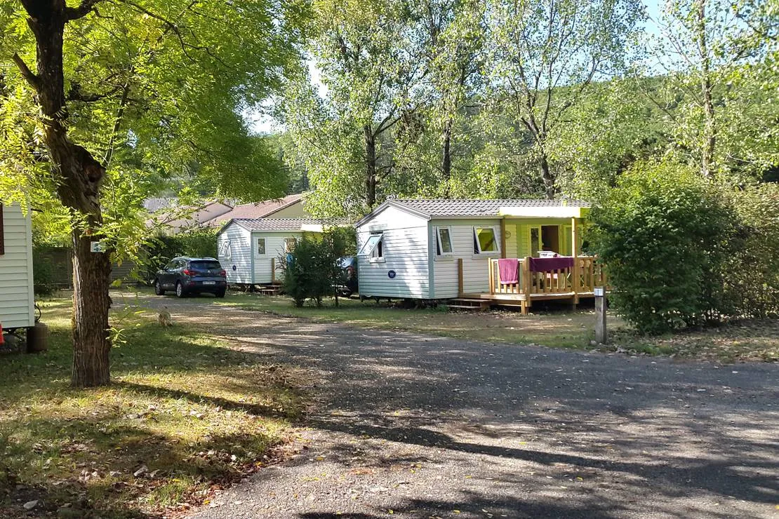 camping-les-rives-du-ceou-saint-chamarand-ym847