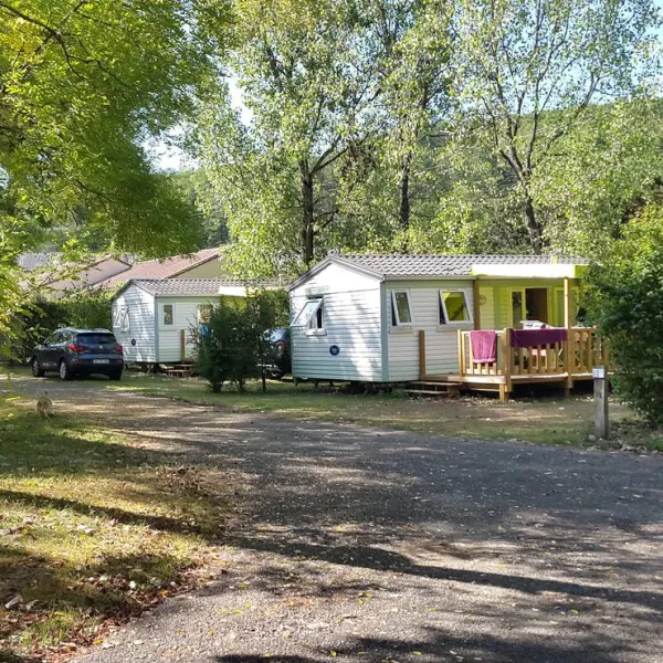 camping-les-rives-du-ceou-saint-chamarand-ym847