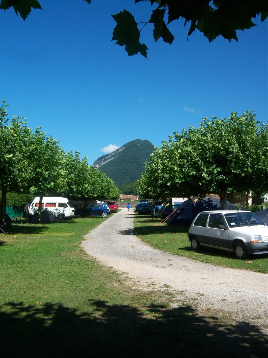 lhorizon-talloires-haute-savoie-ivz6h