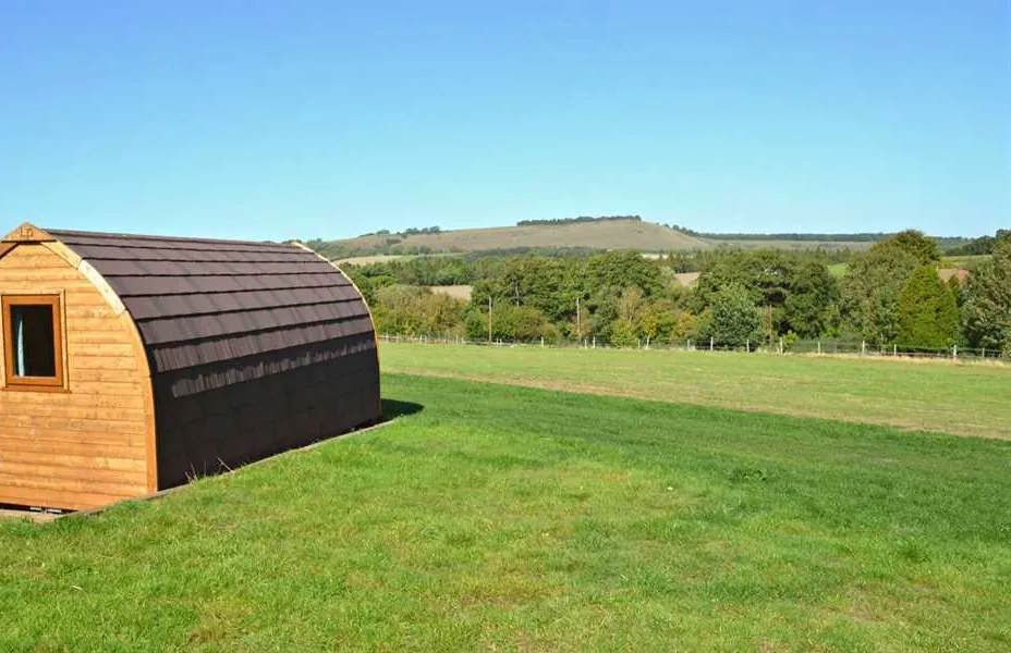 totteridge-farm-camping-pods-pewsey-jhott