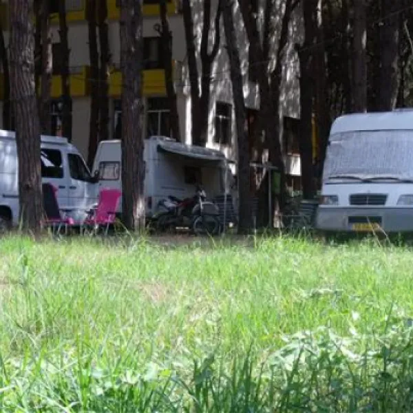 camping-mali-i-robit-durres-ea5xg