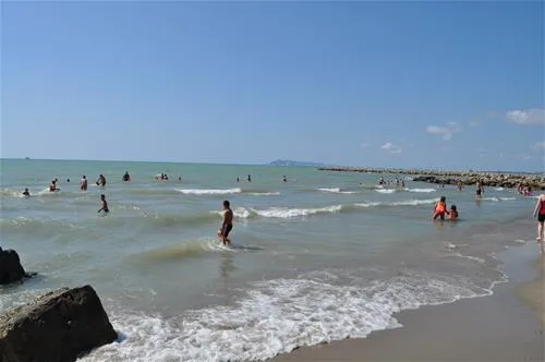 camping-mali-i-robit-durres-sqhvq