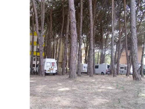 camping-mali-i-robit-durres-t9xyi