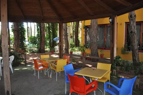 camping-mali-i-robit-durres-u831b
