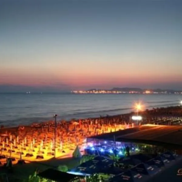 camping-mali-i-robit-durres-w8mim