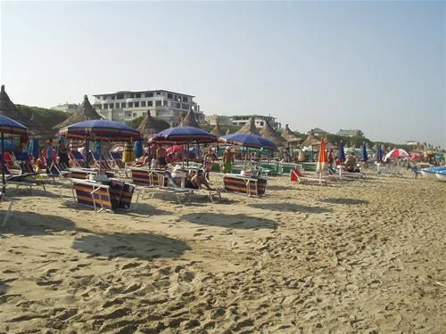 camping-mali-i-robit-durres-xqxmu