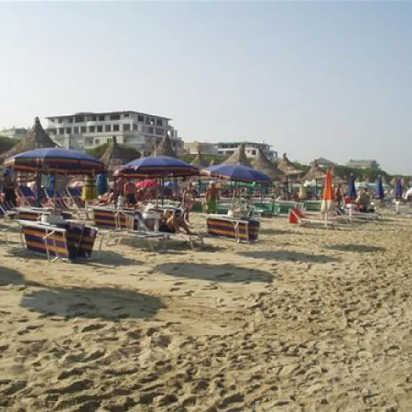 camping-mali-i-robit-durres-xqxmu