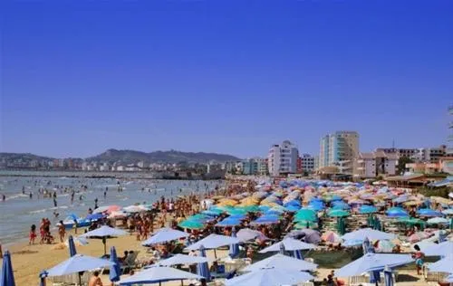 camping-mali-i-robit-durres-z4gz8