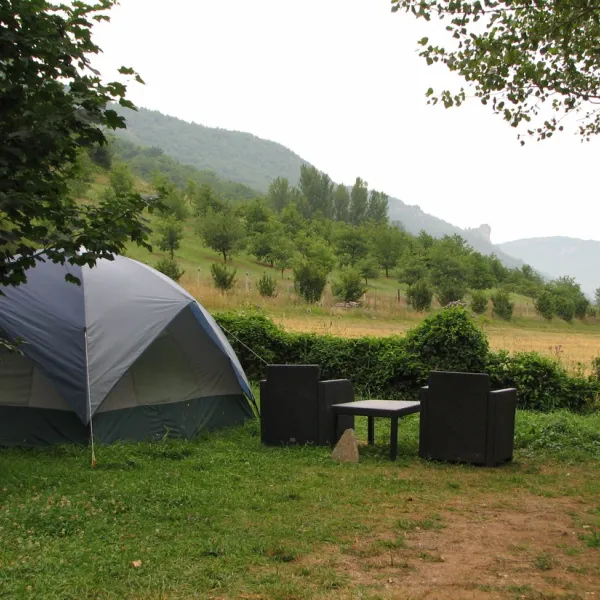 camping-le-roc-qui-parle-nant-gn8ek