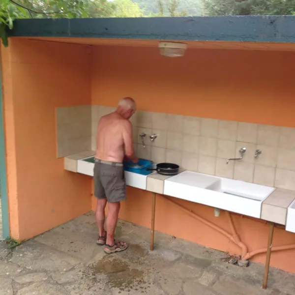 camping-le-roc-qui-parle-nant-pkvzo