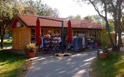 naturistfkk-camping-valalta-rovinj-duniq