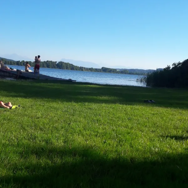 bade-und-campingplatz-perwang-am-grabensee-perwang-am-grabensee-iliw2
