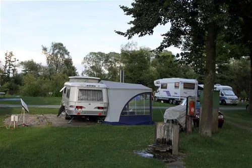 maincampingplatz-lichtenfels-lichtenfels-hr4rl