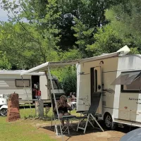 camping-le-paradis-serignan-yuvge