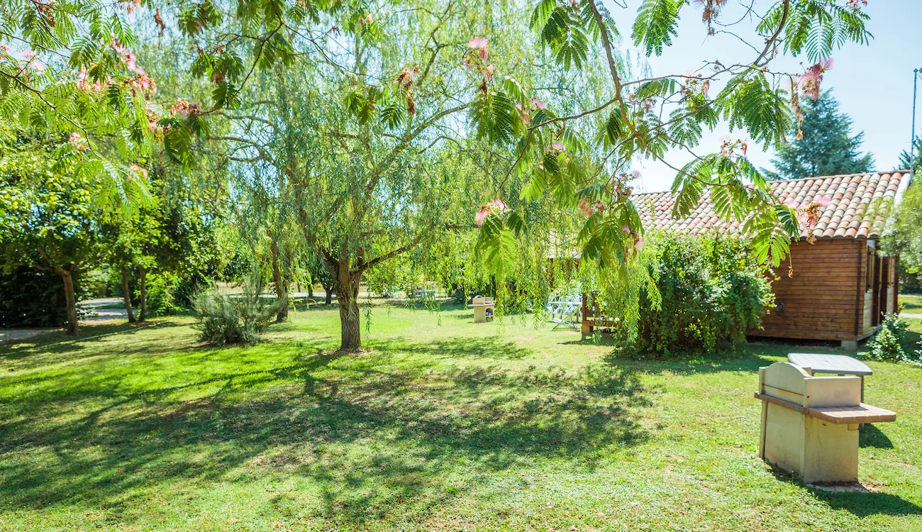 les-chalets-de-fiolles-brens-t16uq