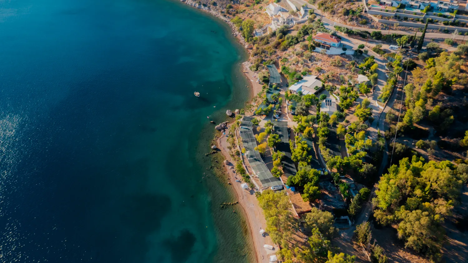 camping-lefka-beach-vivaridrepanon-6k8kf