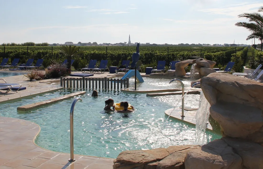 camping-le-cormoran-ars-en-re-ulw9z