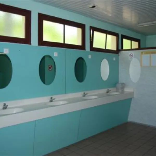 camping-les-acacias-la-ville-aux-dames-ad9z7