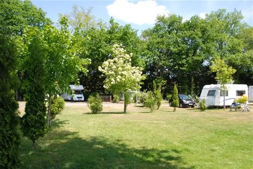 camping-les-acacias-la-ville-aux-dames-u5yan