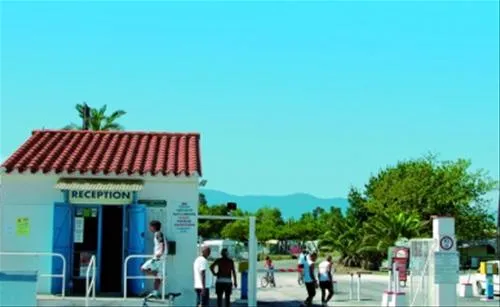 camping-le-soleil-de-la-mediterranee-st-cyprien-axakp