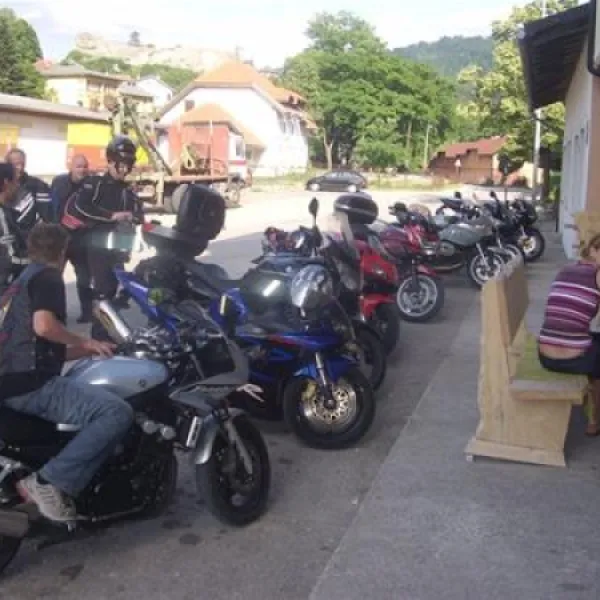 auto-camp-jajcejajce-youth-hostel-jajce-gyz7b