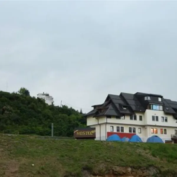auto-camp-jajcejajce-youth-hostel-jajce-werxt