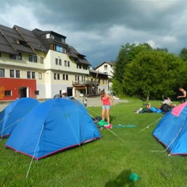 auto-camp-jajcejajce-youth-hostel-jajce-zeaip