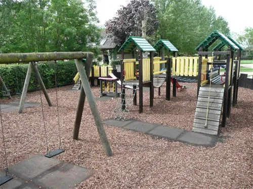 lincoln-farm-park-oxfordshire-witney-xvhck