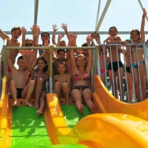 Camping club les Dinosaures