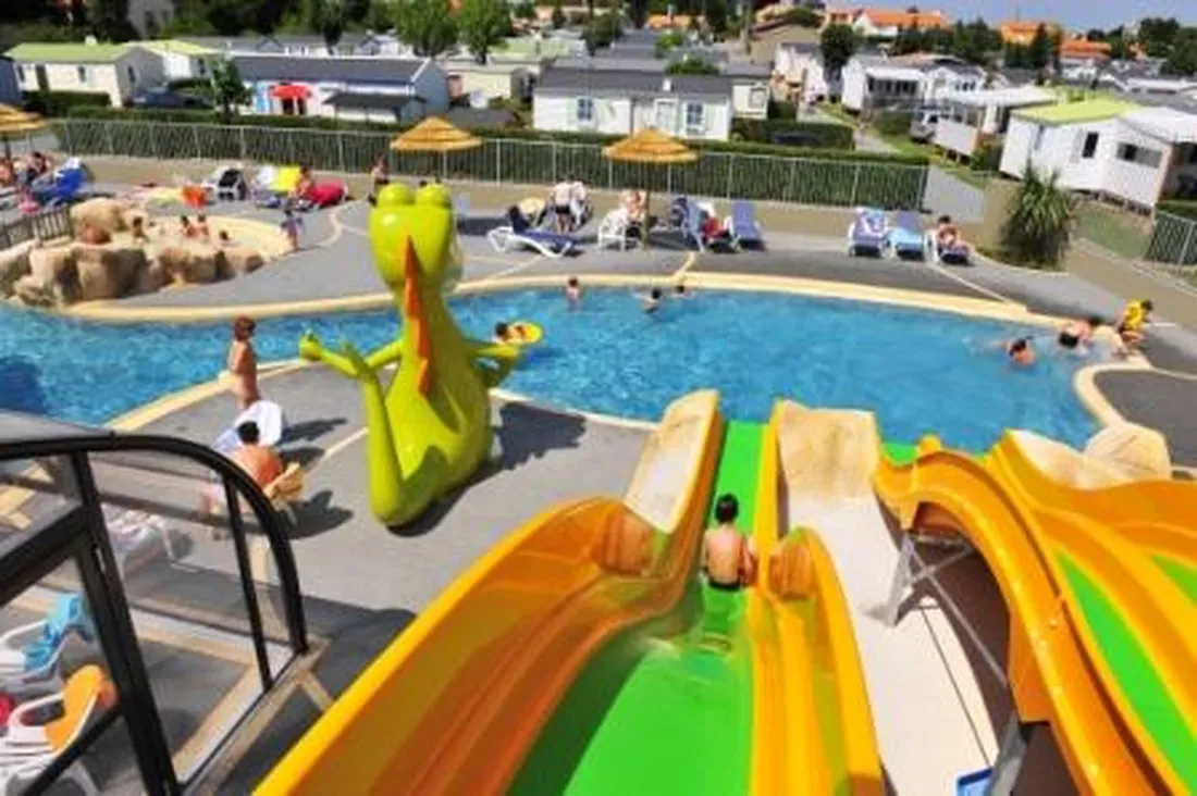 camping-club-les-dinosaures-talmont-saint-hilaire-opl4m