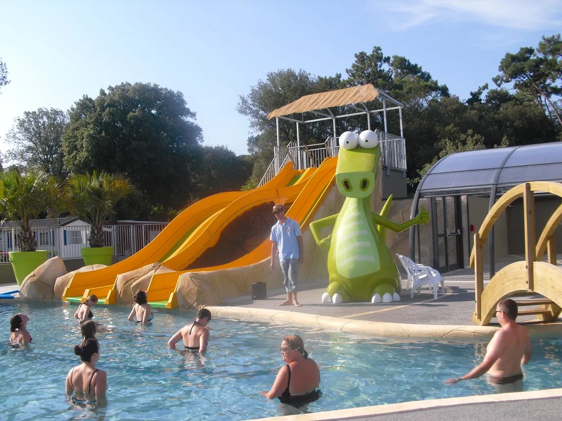 camping-club-les-dinosaures-talmont-saint-hilaire-wgxs0