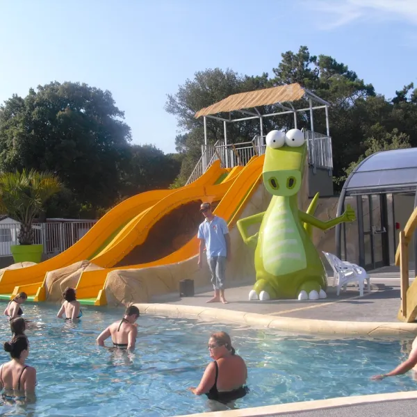 Camping club les Dinosaures