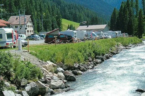 camping-rinerlodge-glaris-arinv