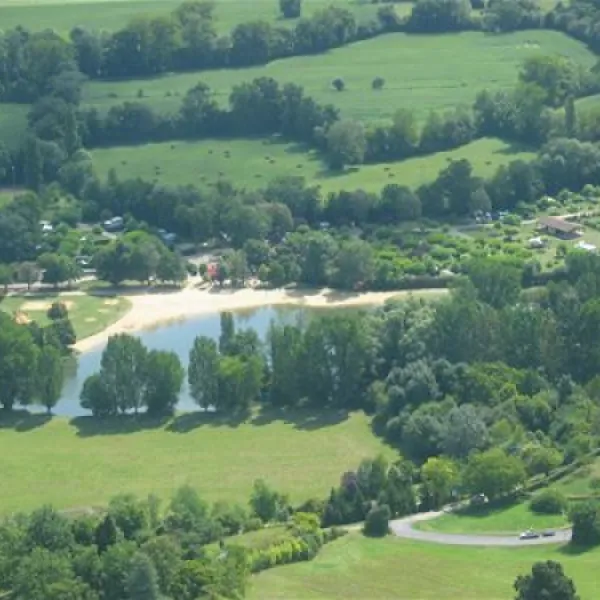 camping-municipal-aubeterre-sur-dronne-ncsmz