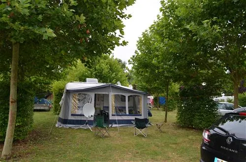 camping-municipal-aubeterre-sur-dronne-syjxp