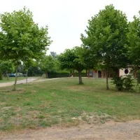 camping-municipal-aubeterre-sur-dronne-tvy2w