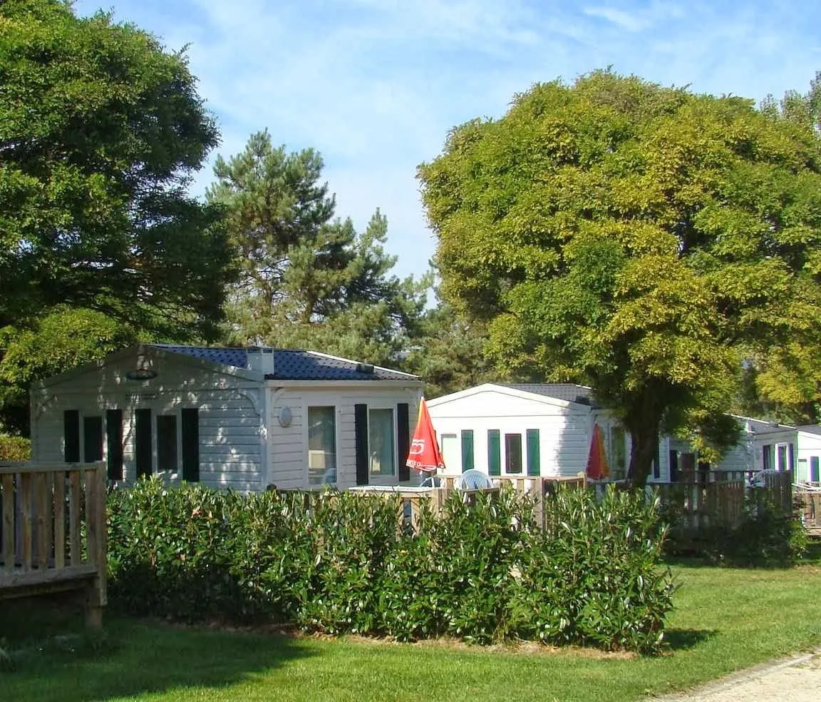 camping-le-montemorency-bourbonne-les-bains-bicyl