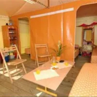 Flower Camping - Les Vertes Feuilles