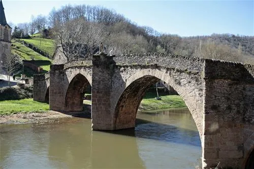 le-hameau-saintmartial-rieupeyroux-ks1ed